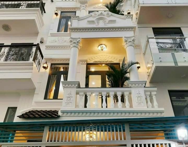 le van quoi lech tang 1